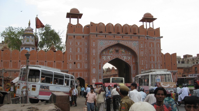 India, Jaipur's Old City, Chandpol Gate to the Old City , Walkopedia