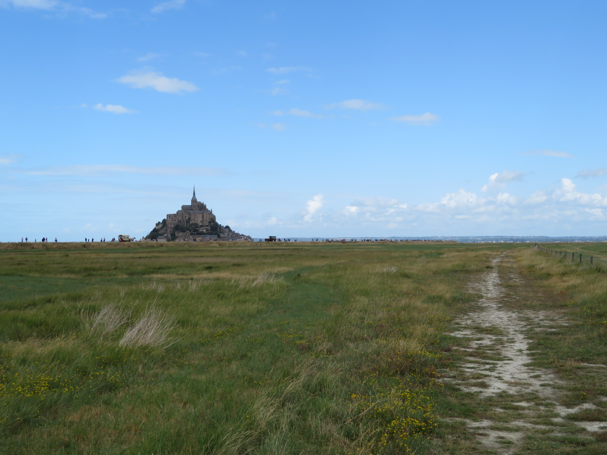 France Normandy, The Pilgrim's Trail, Mont St. Michel, Over the fields, Walkopedia