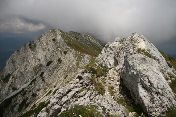 Romania Carpathian Mountains, Piatra Craiulai National Park, , Walkopedia