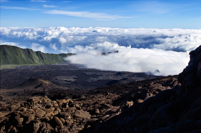 France Indian Ocean, Reunion Island, Piton de la fournaise , Walkopedia