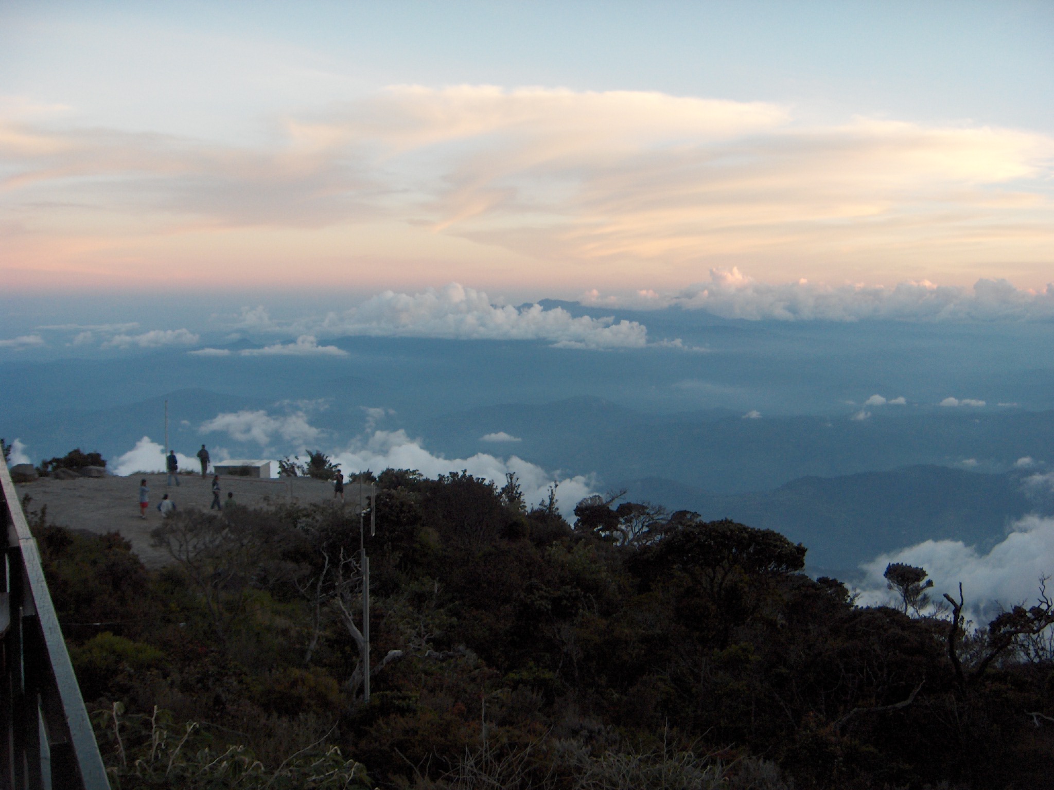 Malaysia Sabah, Mt Kinabalu, VIEW From SANCTUARY LODGE, Walkopedia