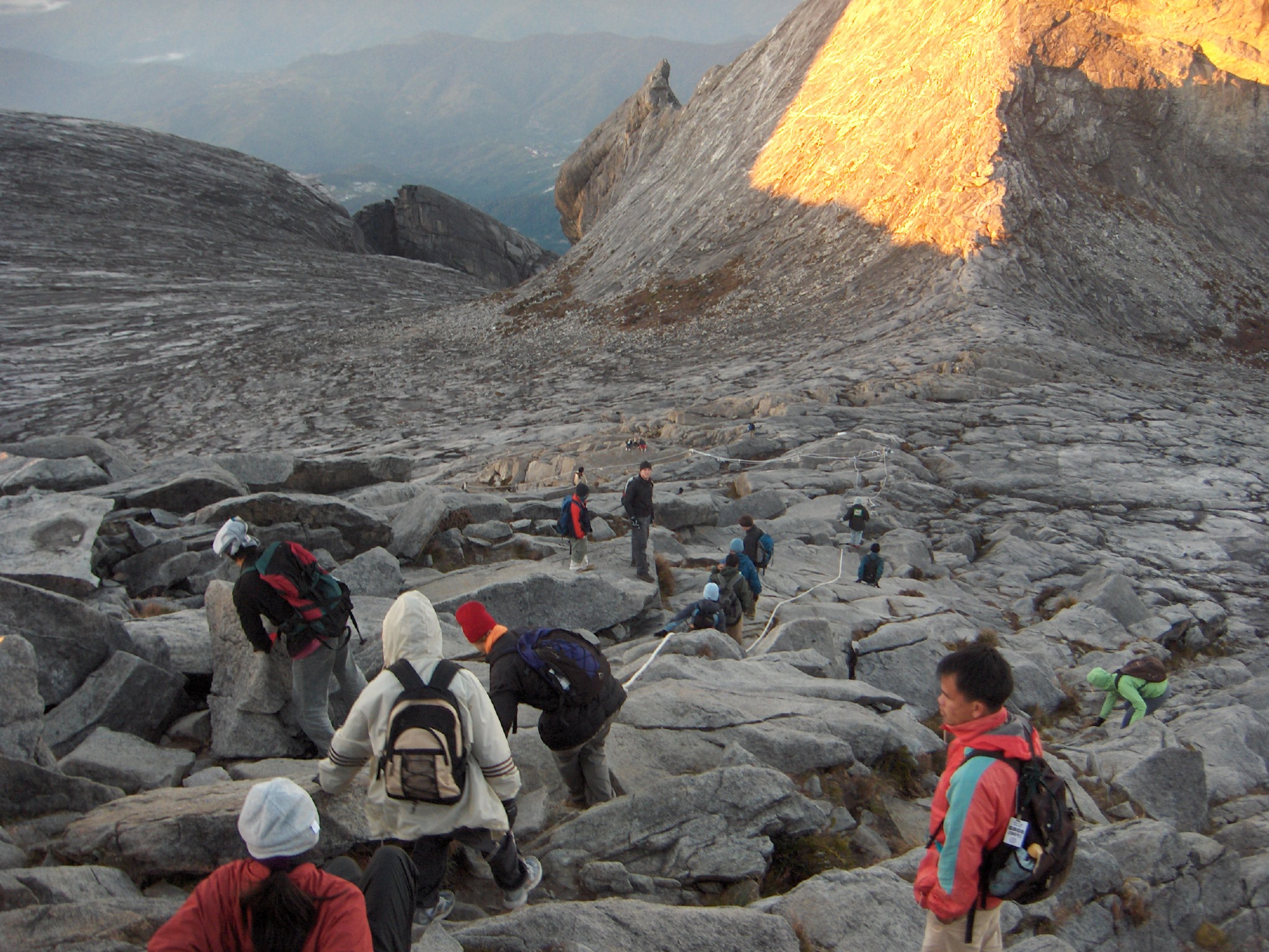 Malaysia Sabah, Mt Kinabalu, DESCENT From SUMMIT, Walkopedia