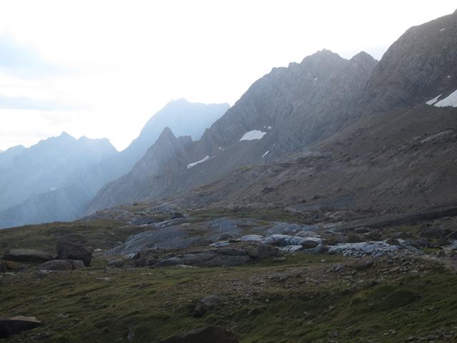 France Pyrenees, Gavarnie-Ordesa Circuit, Along the balcony, Walkopedia