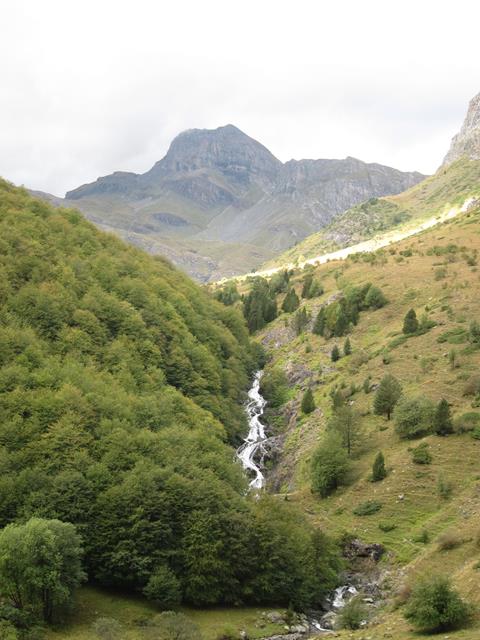 France Pyrenees, Gavarnie-Ordesa Circuit, Side valley, Walkopedia