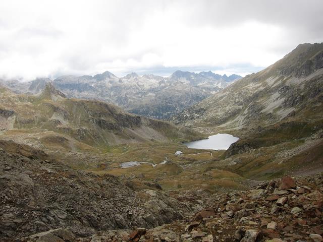 France Pyrenees, Gavarnie-Ordesa Circuit, Below P Arratil, Walkopedia