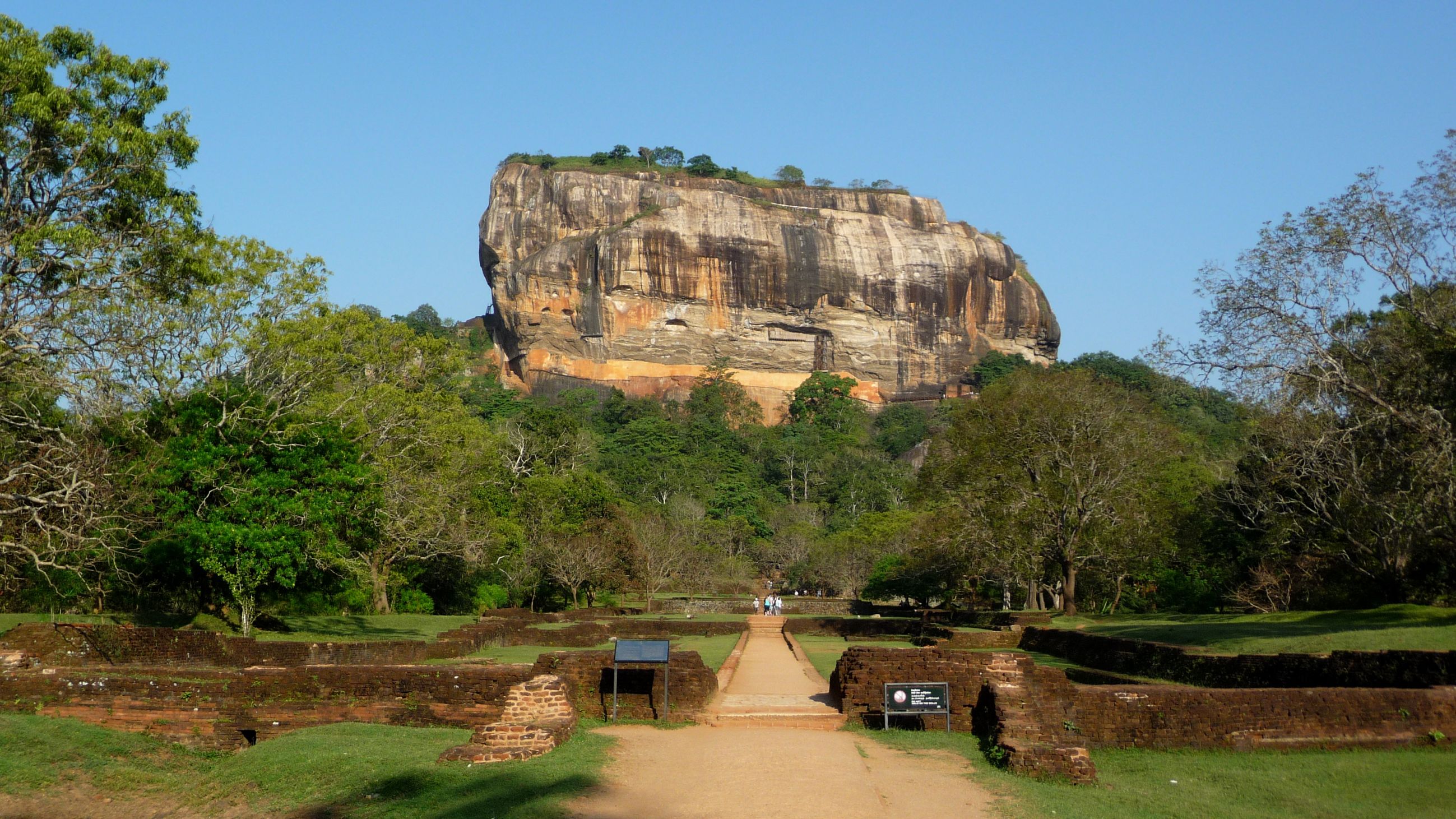 Sri Lanka, Sigiriya, View from Path, Walkopedia