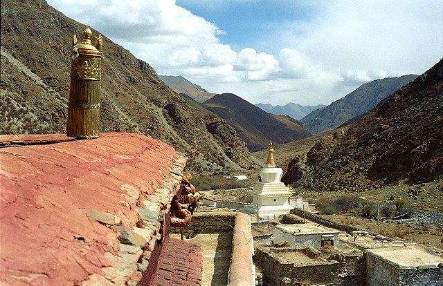 China Tibet, Tsurphu to Yangpachen  , Tsurphu to Yangpachen - Tsurphu monastery, Walkopedia