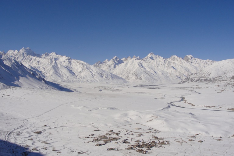 India Ladakh, Zanskar River in Winter, Zanskar Valley, Walkopedia