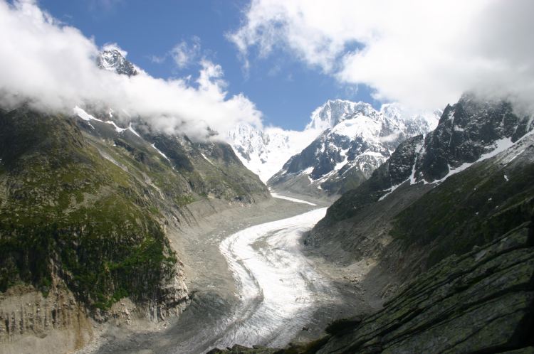 France Alps Aiguilles Rouges, Grand Balcon Nord, Mer de Glace fromm Signal Forbes, Walkopedia