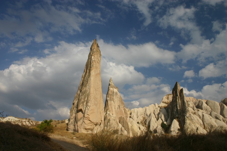 Turkey Central Anatolia Cappadocia, First Ridge East of Goreme, Spires, Walkopedia