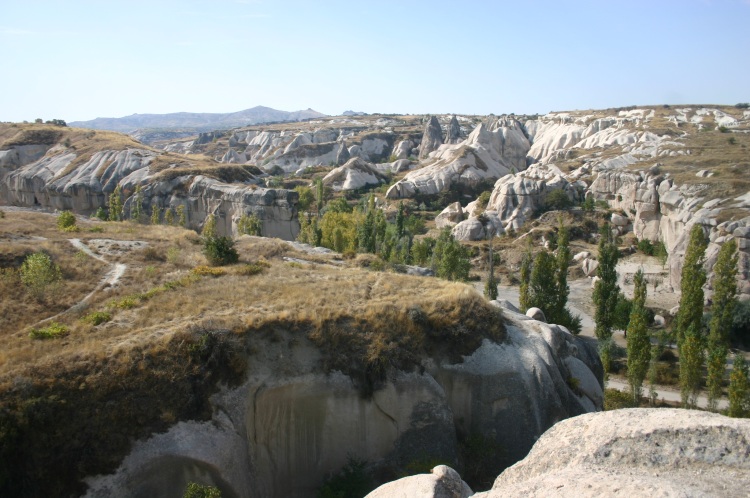 Turkey Central Anatolia Cappadocia, Zemi Valley, The valley, Walkopedia