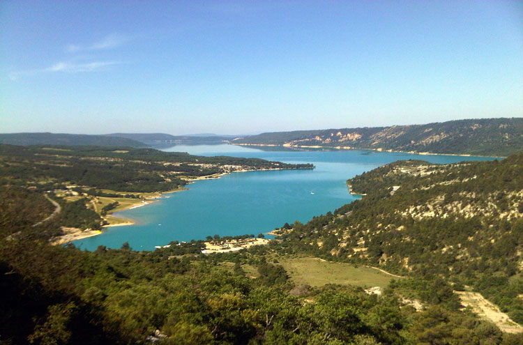 France Provence, GR4 (Verdon Gorge), Lac de Ste-Croix, Walkopedia