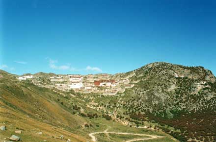 China Tibet, Ganden to Samye, Ganden in its high bowl, Walkopedia