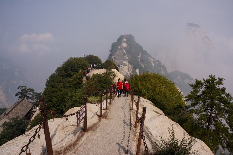 China North-Central Shaanxi, Hua Shan, Hua Shan - Steep Path from North Peak , Walkopedia