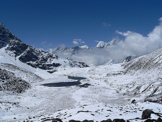 Nepal Everest Region, Gokyo Valley, Gokyo Valley - lakes on the way to Renjo La, Walkopedia