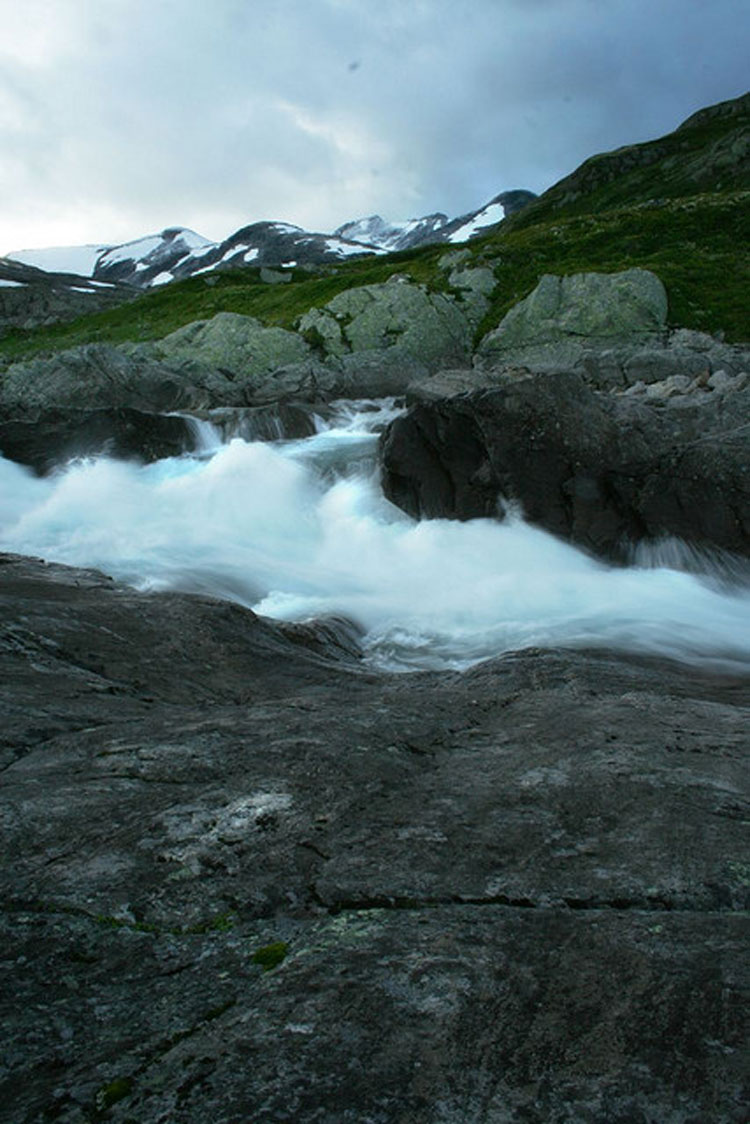 Norway Eastern, Jotunheimen, Jotunheimen Stream - © From Flickr user ZapTheDingbat, Walkopedia