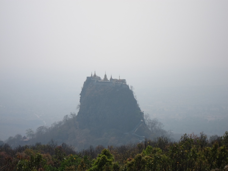 Myanmar, Mount Popa , Mt Popa - Afternoon light, Walkopedia