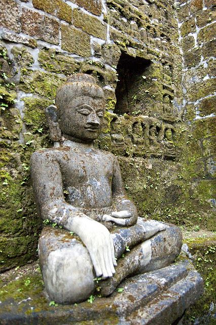 Myanmar, Mrauk U, Mrauk U - Koe Thoung temple, Walkopedia