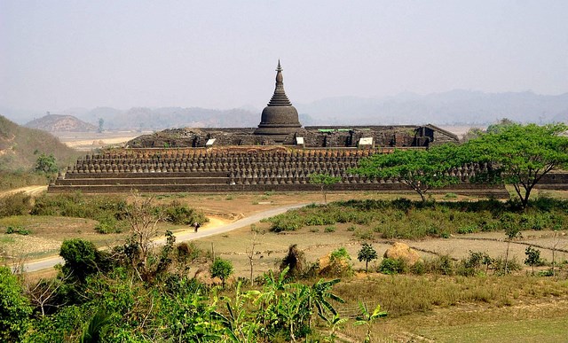 Myanmar, Mrauk U, Mrauk U - Paya koe Thaung, Walkopedia