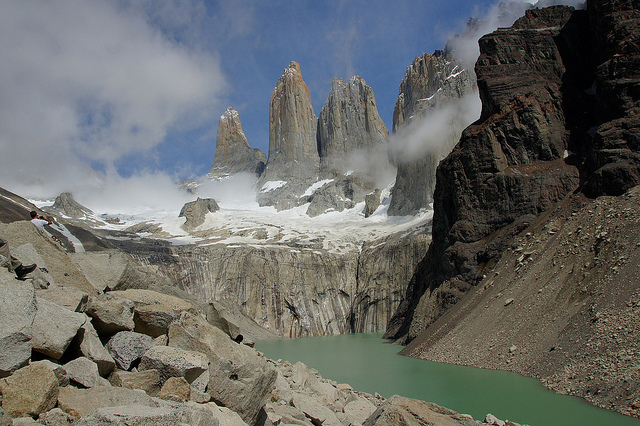 Chile Patagonia: Torres del Paine NP, Torres del Paine Lookout, Torres del Paine Lookout - the classic view, Walkopedia