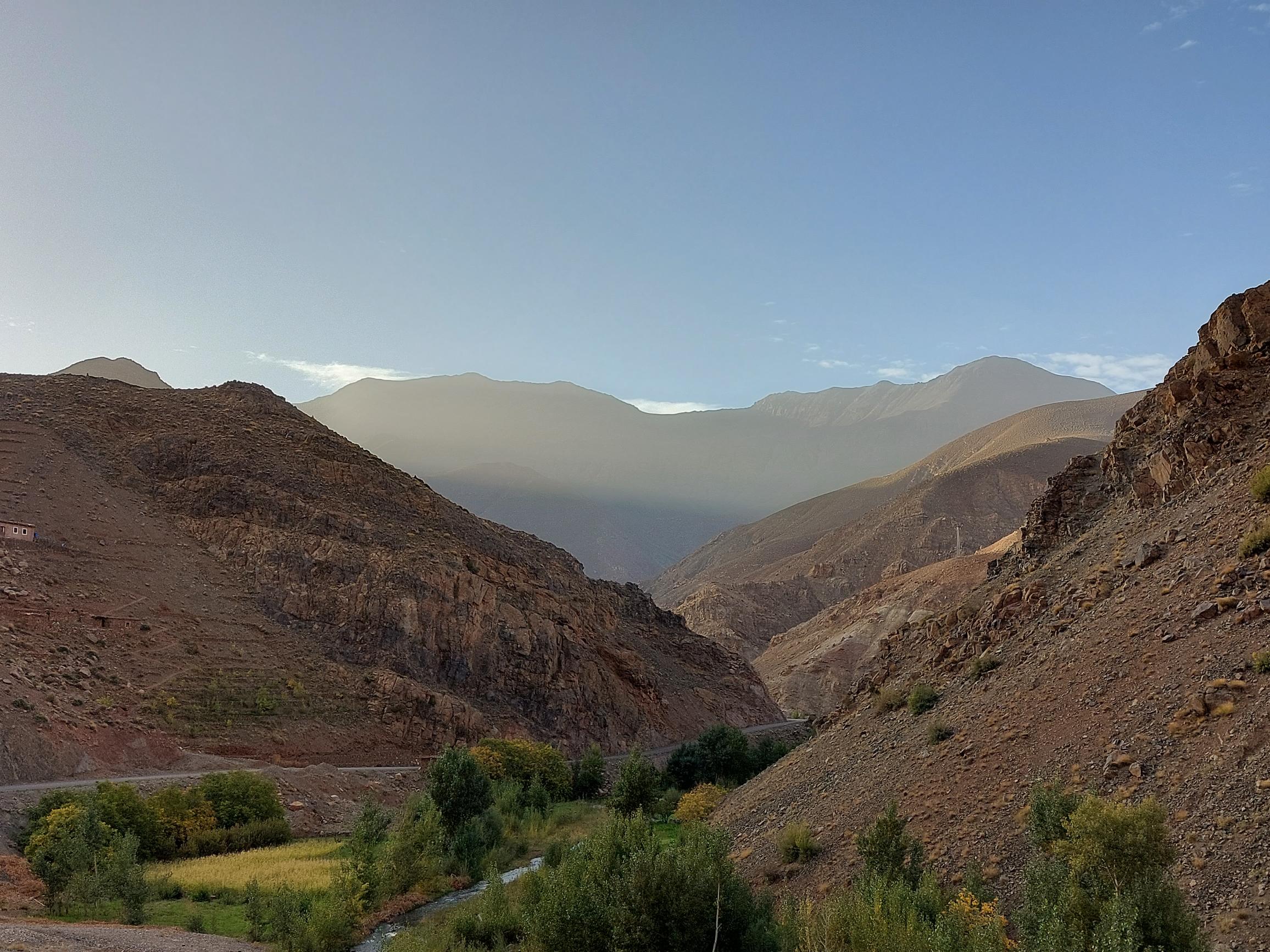 Morocco High Atlas MGoun, M'goun Massif, Tessaout valley, early light, Walkopedia