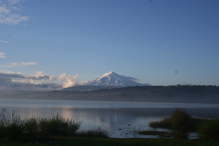 Chile Patagonia: Villarrica NP, Villarrica NP, The Volcano at Dawn, Walkopedia