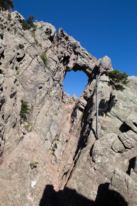 France Corsica: Southern Mountains, Mare-Mare Sud, Cucuruzzu, Capula en Col de Bavella , Walkopedia