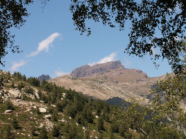 France Corsica: Northern Highlands, Mare-Mare Nord, Mare-Mare Nord - Col de Vergio, Walkopedia