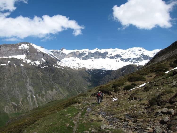 France Pyrenees, Cirque de Troumouse, Cirque de Troumouse, Walkopedia