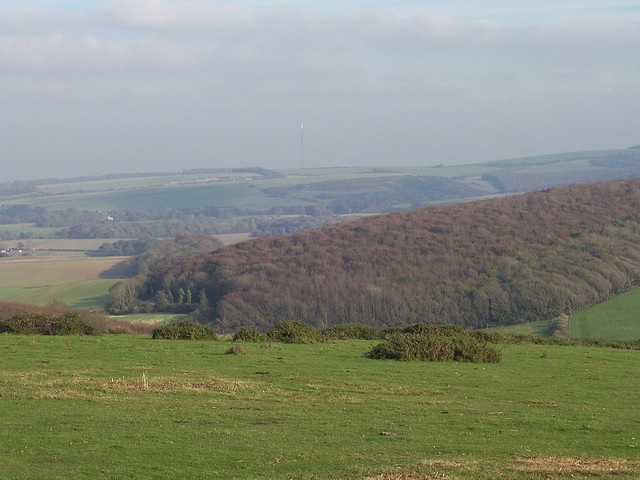 United Kingdom England South, Tennyson Trail, Isle of Wight, Tennyson Trail - © From Five Barrows, Walkopedia