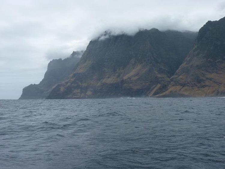 Chile, Juan Fernandez Islands, Juan Fernandez Islands - view of Alexander Selkirk Island, Walkopedia