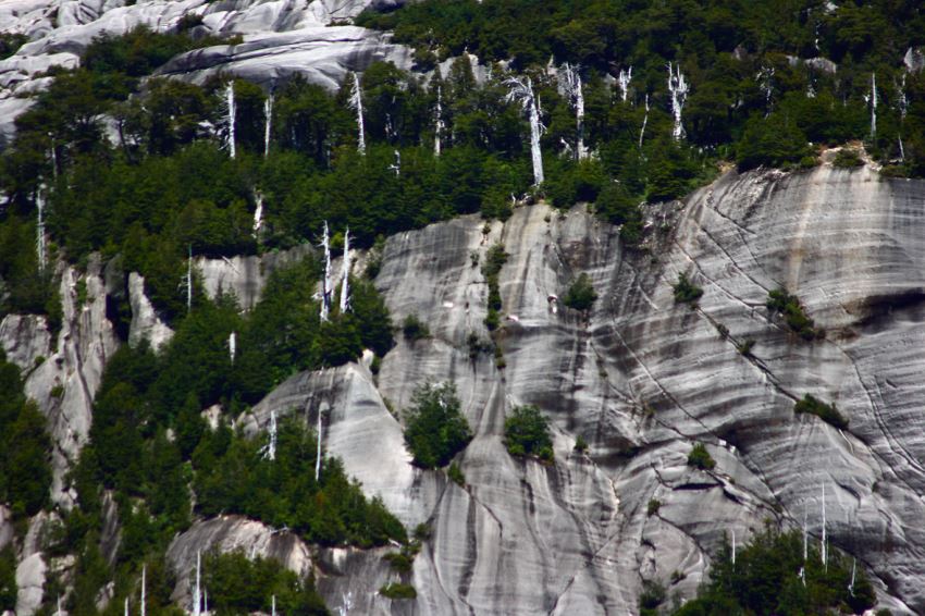 Chile Patagonia, Cochamo Valley , Cochamo Valley - La Junta, Walkopedia